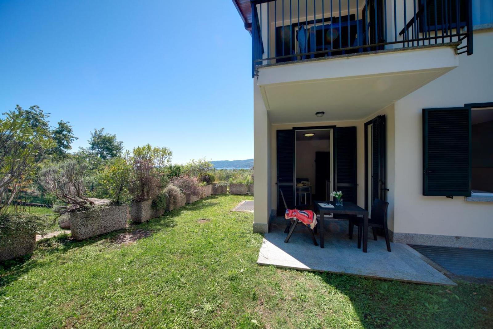 Residence Isolino Verbania Ngoại thất bức ảnh